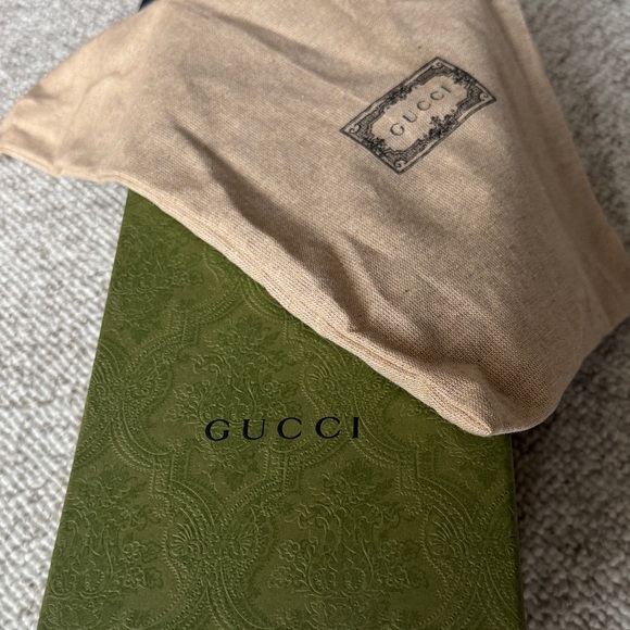 Gucci Interlocking G Leather Slides Size 38 - Picture 4 of 4